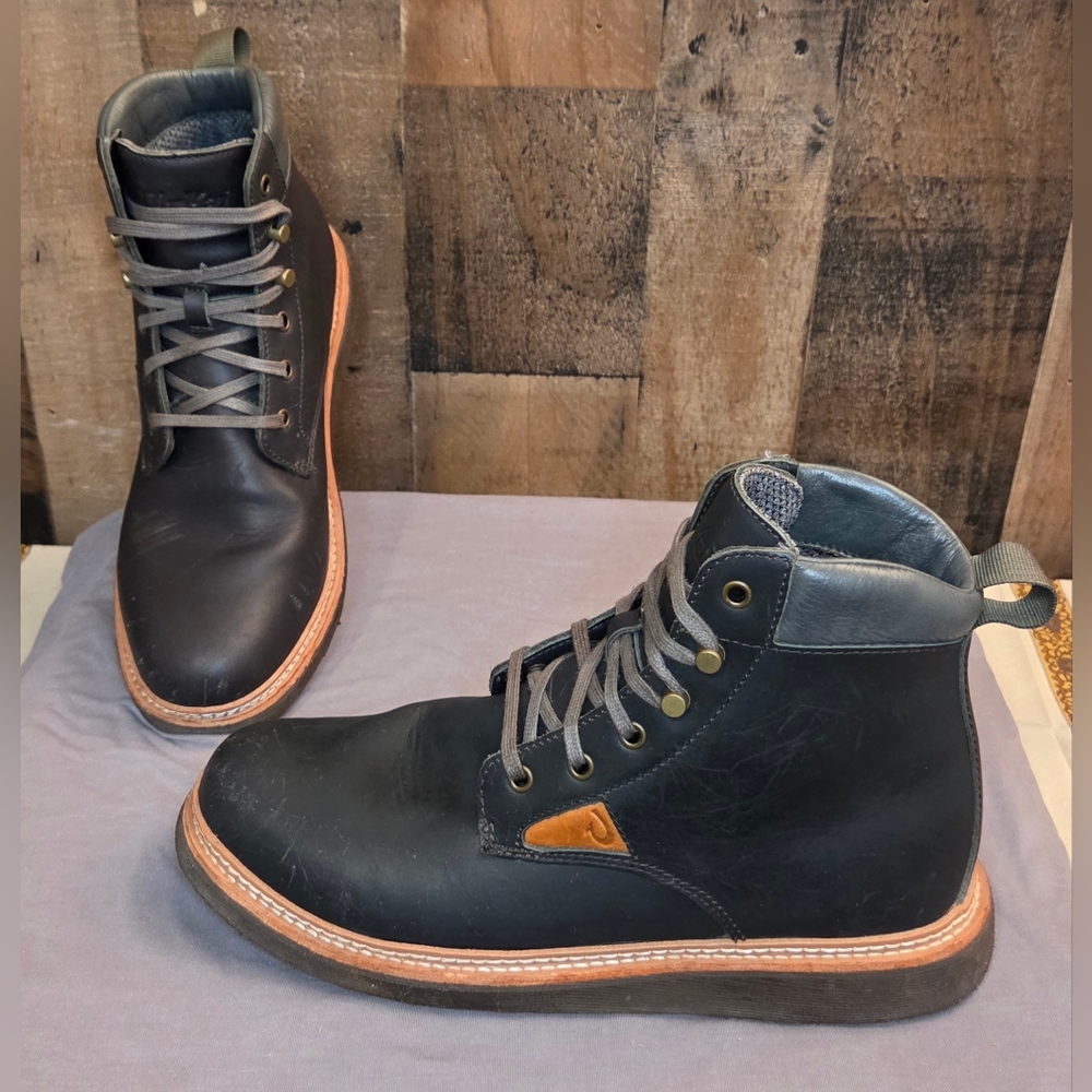 OLUKAI Kilakila Men's Waterproof Leather Boots Size 10 - Picture 2 of 7